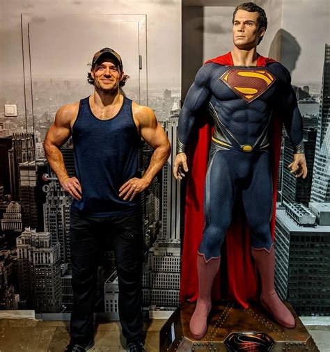 Henry Cavill Height and Weight